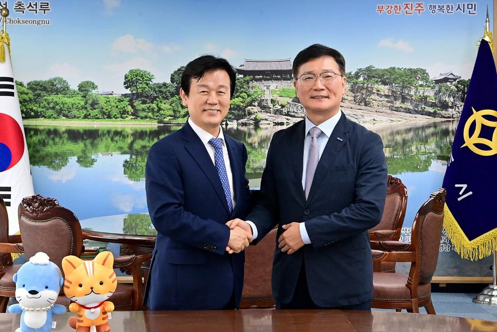 조규일 진주시장, 한국남동발전 사장 만나 “발전공기업 통합본사 진주 유치 힘 모아야”