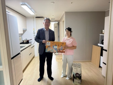 추석맞이 북한이탈주민 위문품 전달 (1)