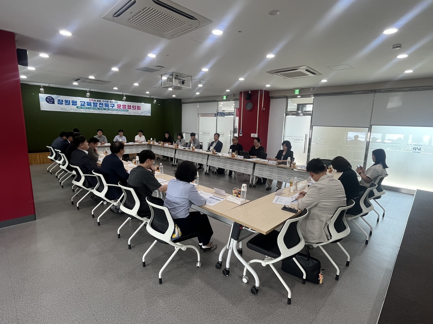 창원시, 대학·특성화고·기업과 지역인재 양성방안 논의(평생교육과) (1)