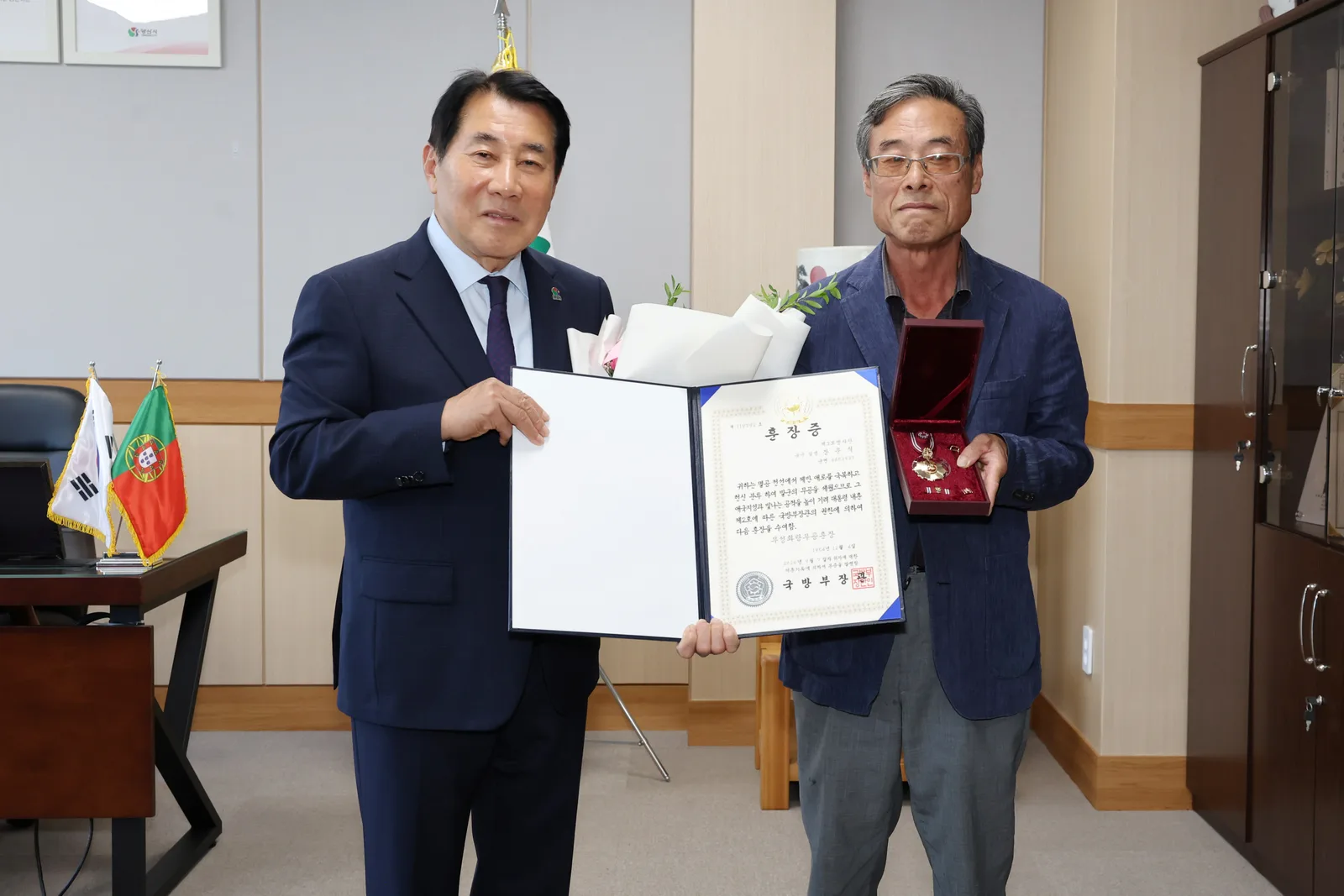 화랑무공훈장 전수식_고 장문식 일병