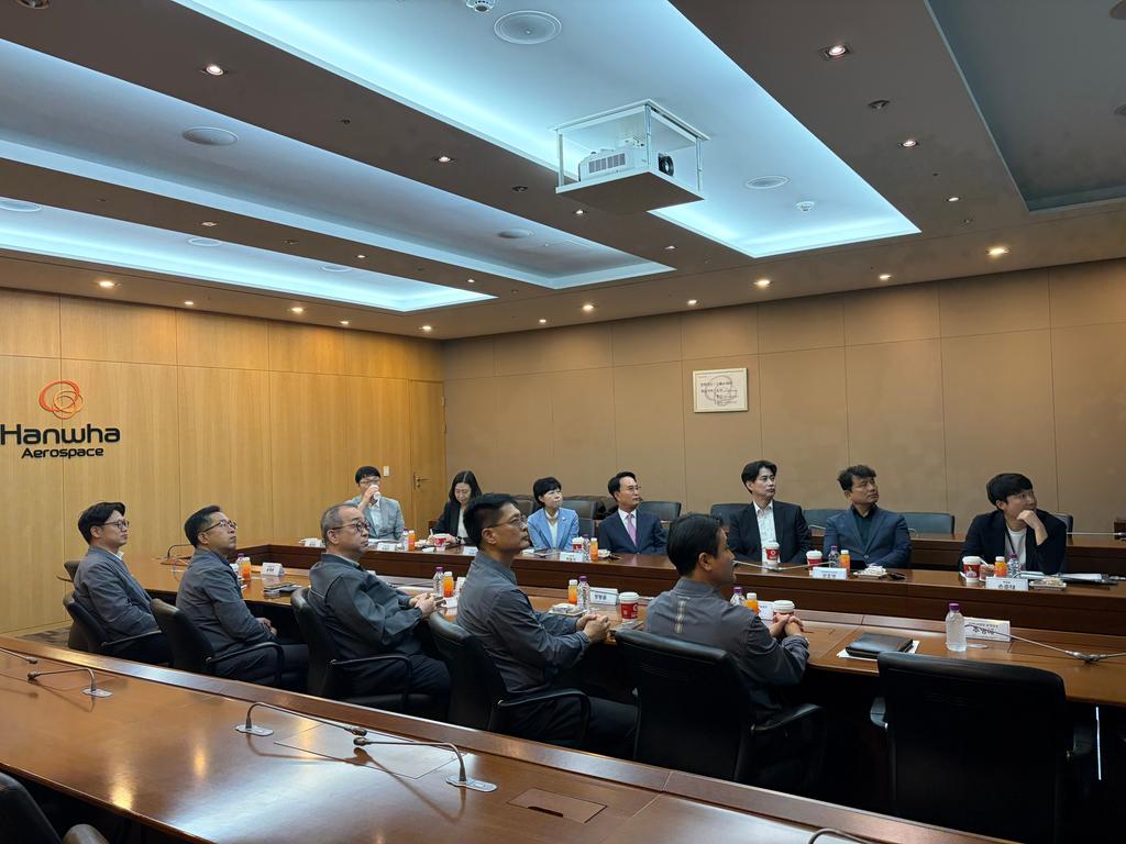 박동식 사천시장, 한화에어로스페이스와 우주항공산업 협력 논의