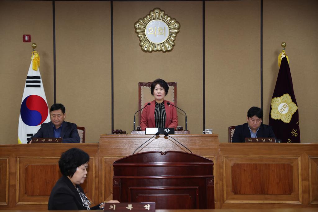 하동군의회, 제353회 임시회 개최 공식 보도사진