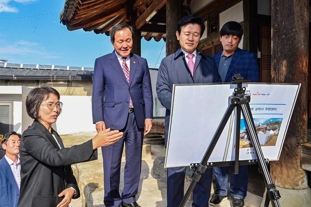 조규일 진주시장, ‘상무사’ 보수정비 현장 점검