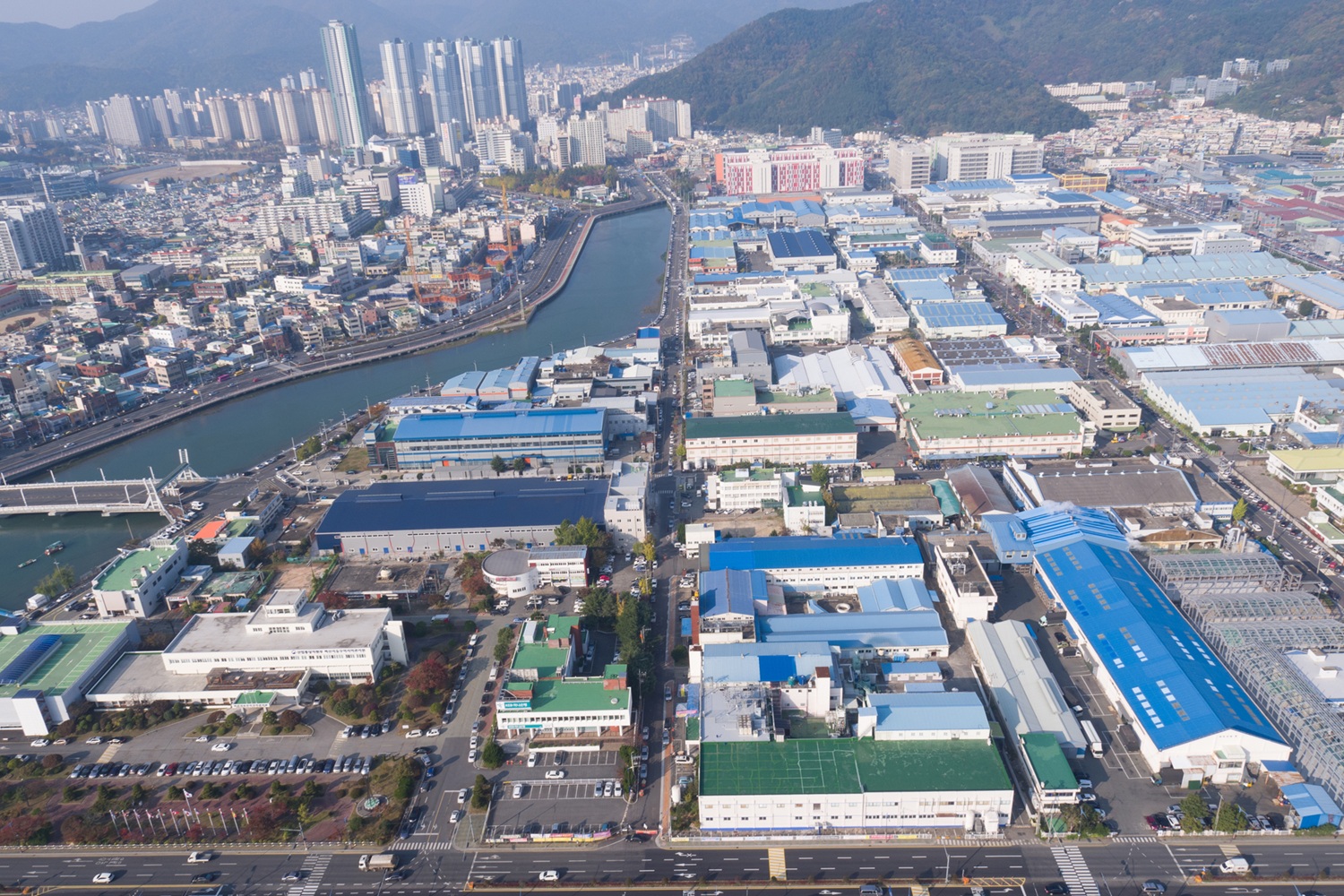 ☆제조AX부터 에너지 자립까지... 마산자유무역지역 혁신 시동(공보관) (1)