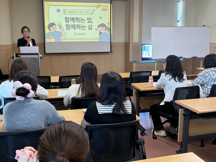 창원특례시, 결혼이민자 국적취득 면접대비반 운영(여성가족과) (1)